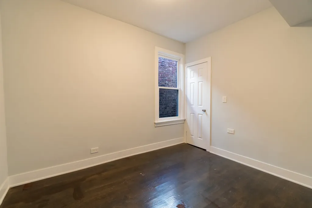 6961 South Eberhart Avenue Chicago IL 60637