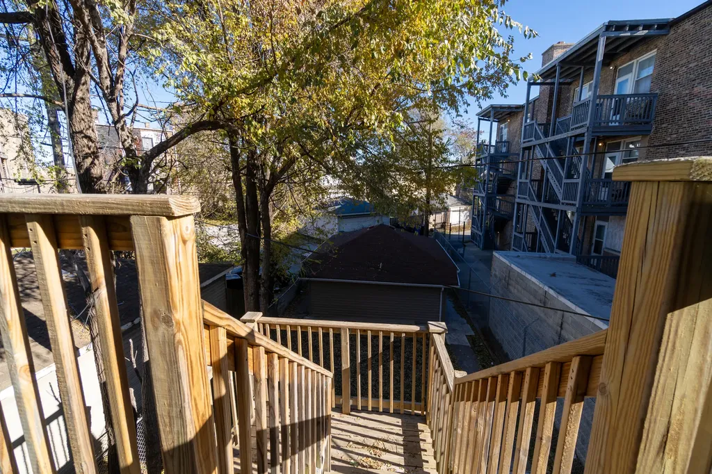 6961 South Eberhart Avenue Chicago IL 60637