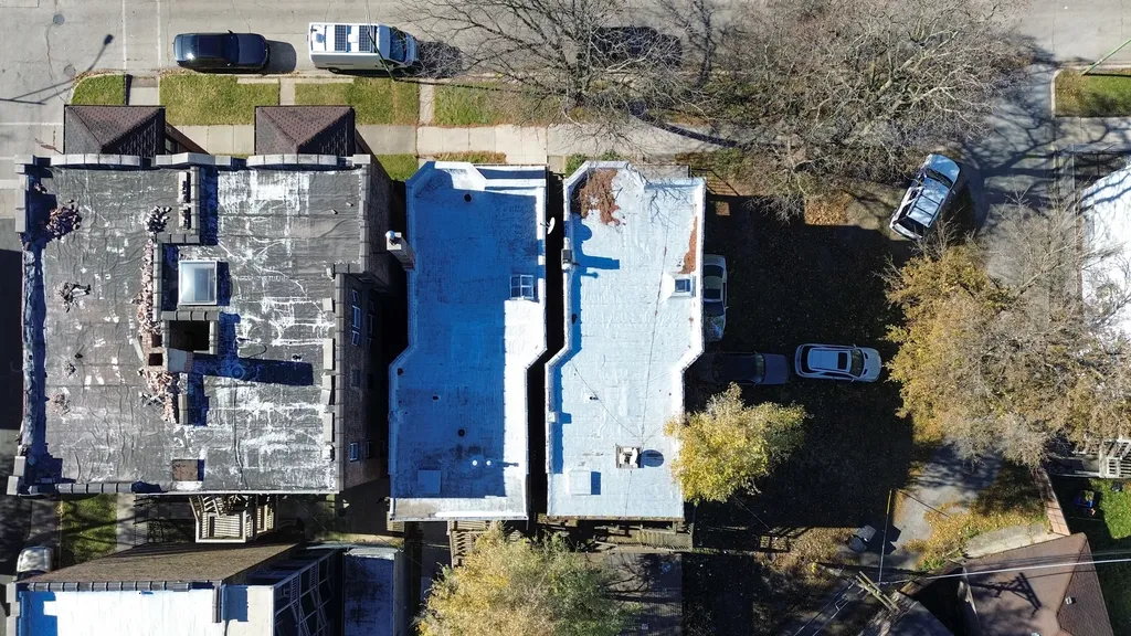 6961 South Eberhart Avenue Chicago IL 60637