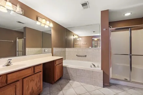 7935 Trinity Circle Tinley Park IL 60487