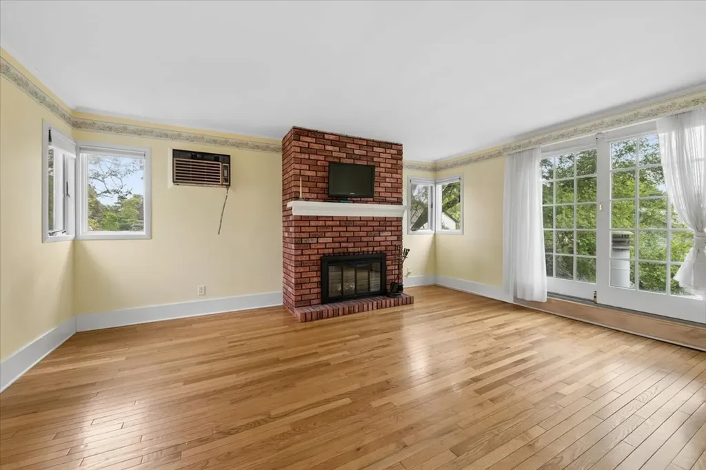 23925 West Lockport Street Plainfield IL 60544