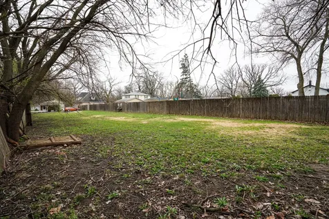 627 Manhattan Road Joliet IL 60433