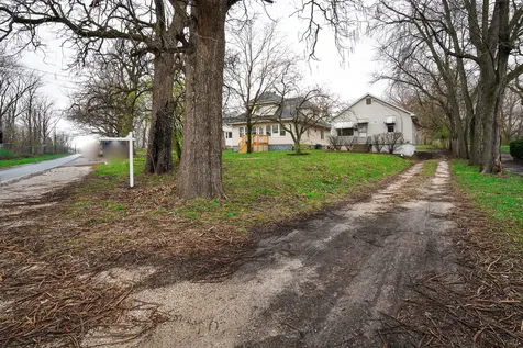 627 Manhattan Road Joliet IL 60433