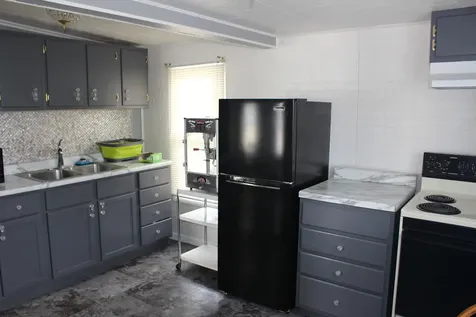 216 South Grant Street Clinton IL 61727