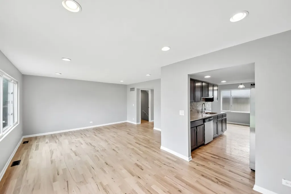 641 Sundance Drive Bolingbrook IL 60440