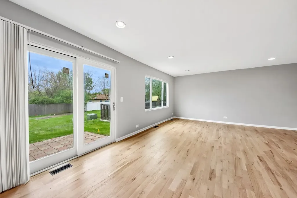 641 Sundance Drive Bolingbrook IL 60440