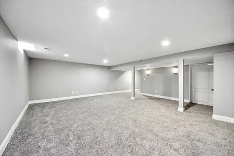 641 Sundance Drive Bolingbrook IL 60440