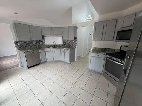 2354 Nantucket Lane Elgin IL 60123