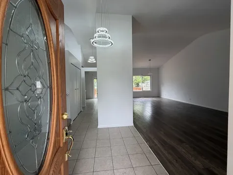 2354 Nantucket Lane Elgin IL 60123