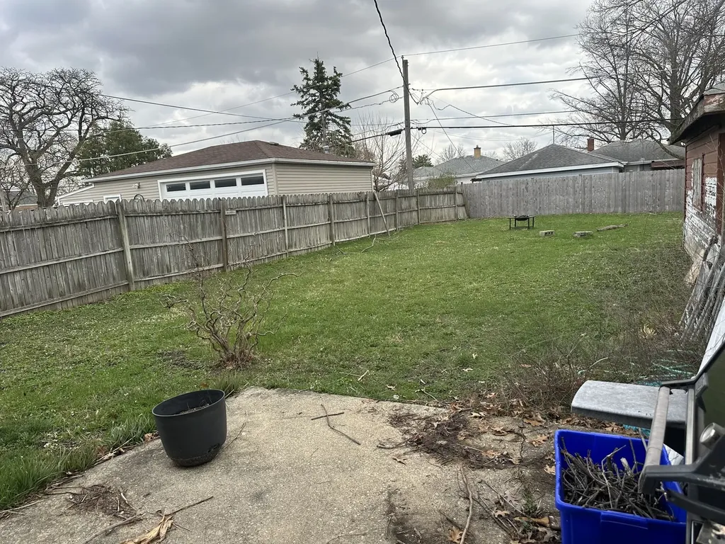 115 East Division Street Villa Park IL 60181