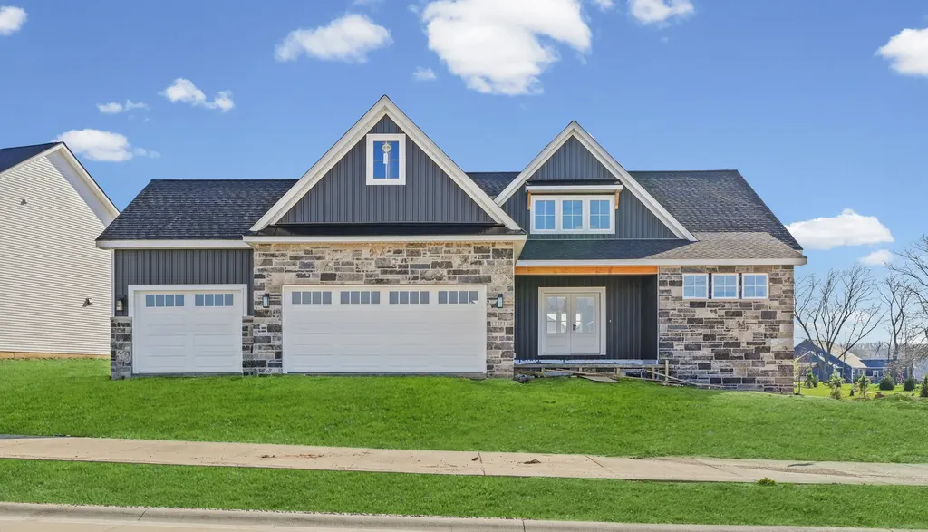 1204 Willowgrove Lane Mahomet IL 61853