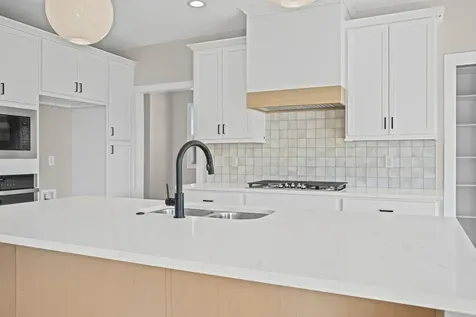 1204 Willowgrove Lane Mahomet IL 61853