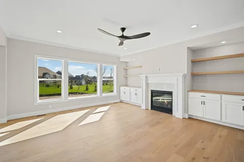 1204 Willowgrove Lane Mahomet IL 61853