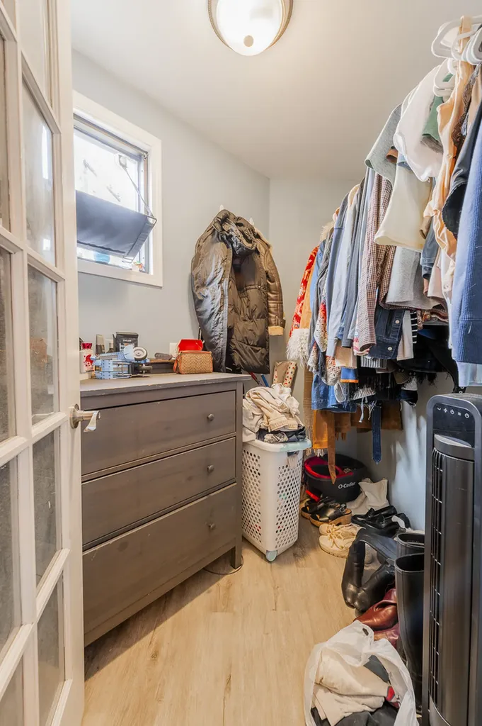 4054 North Western Avenue Chicago IL 60618