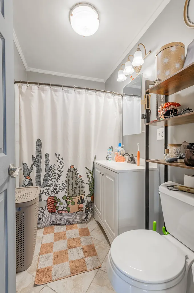 4054 North Western Avenue Chicago IL 60618