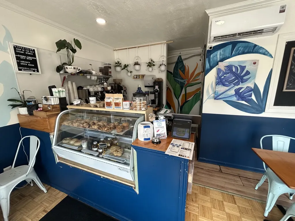 4054 North Western Avenue Chicago IL 60618