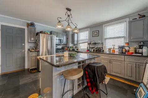 4054 North Western Avenue Chicago IL 60618