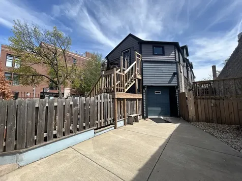 4054 North Western Avenue Chicago IL 60618