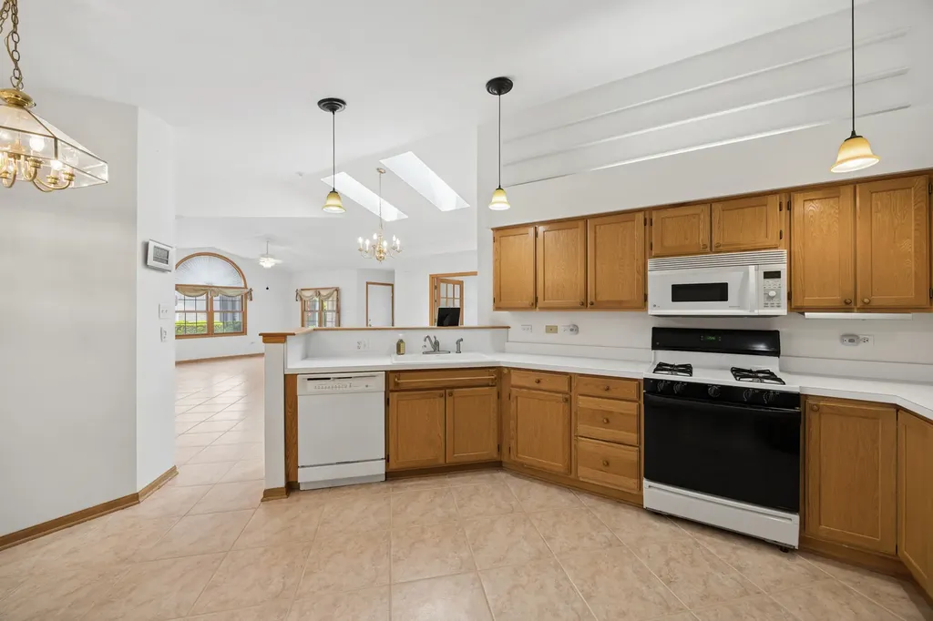 848 Havenshire Road Naperville IL 60565