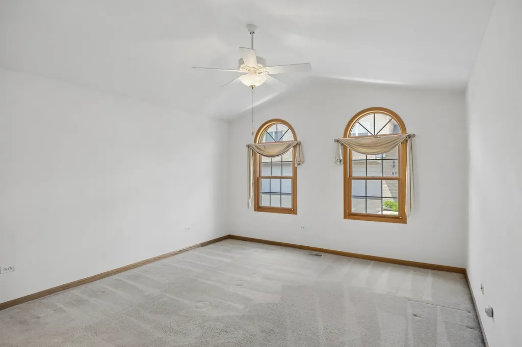 848 Havenshire Road Naperville IL 60565