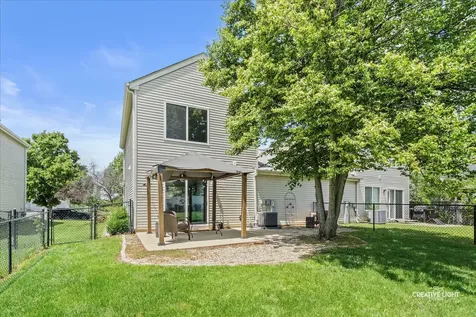 2434 Roxbury Lane Montgomery IL 60538