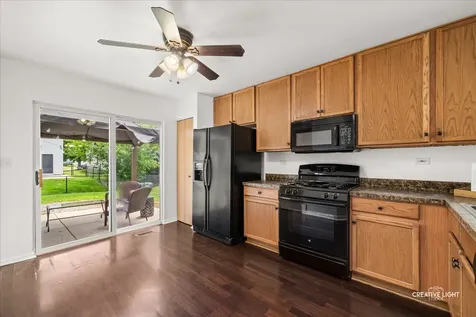 2434 Roxbury Lane Montgomery IL 60538