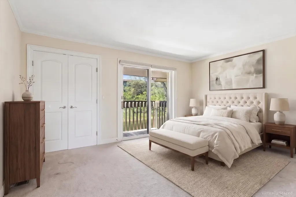 32 Kyle Court Willowbrook IL 60527