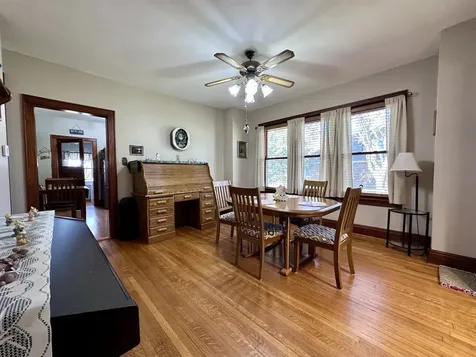 1305 West 3rd Street Sterling IL 61081