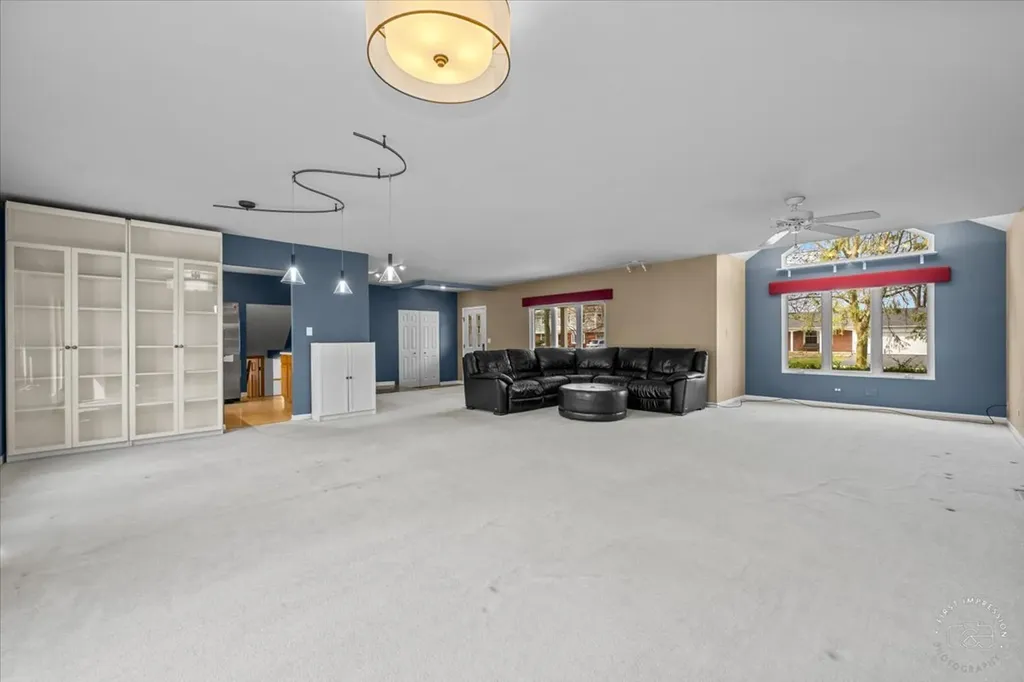 1120 North Brainard Street Naperville IL 60563