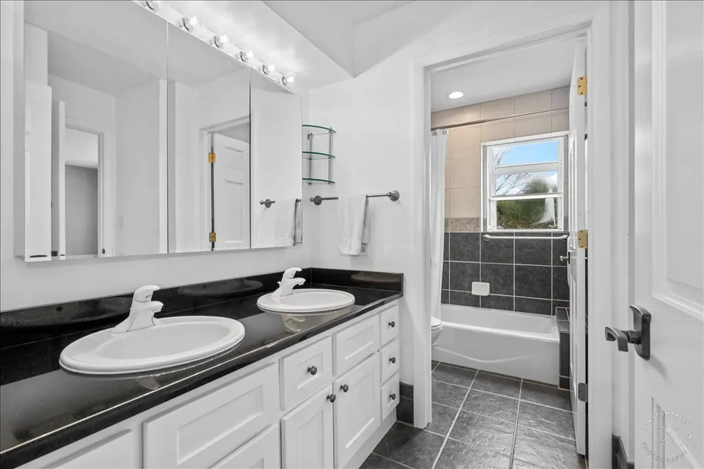 1120 North Brainard Street Naperville IL 60563