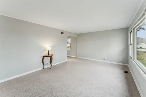 1484 North Hicks Road Palatine IL 60067