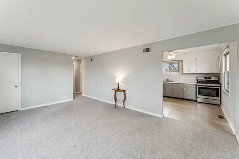 1484 North Hicks Road Palatine IL 60067
