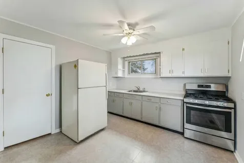 1484 North Hicks Road Palatine IL 60067