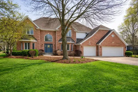 960 Danielson Court Gurnee IL 60031