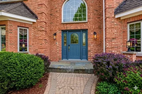 960 Danielson Court Gurnee IL 60031