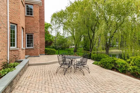 960 Danielson Court Gurnee IL 60031