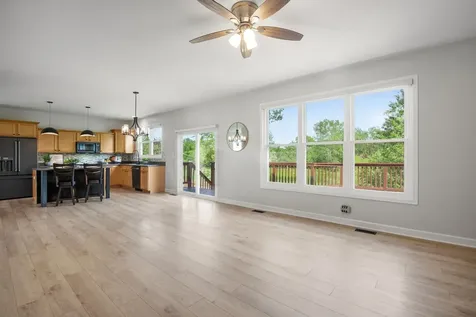 215 South Winthrop Drive Round Lake IL 60073