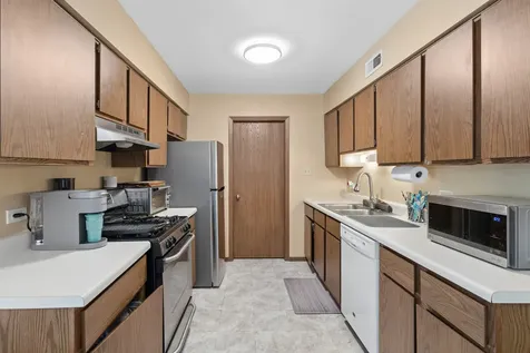 52 Churn Road Matteson IL 60443