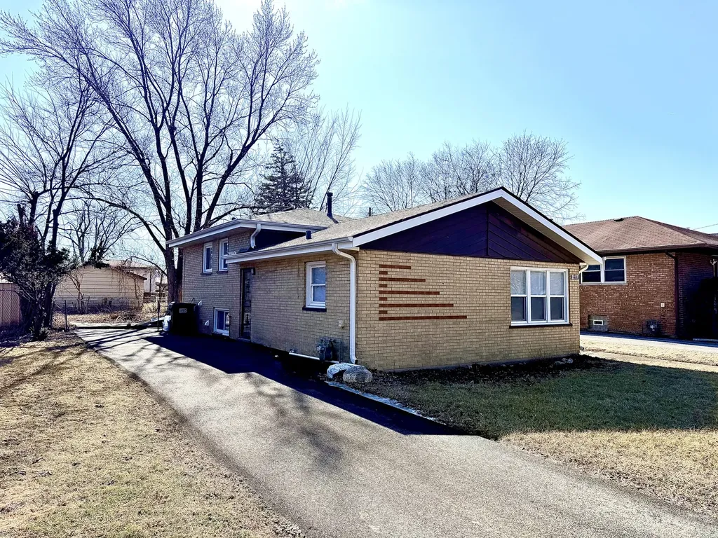 2217 West 156th Place Markham IL 60426