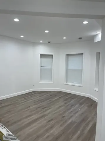 6141 South Eberhart Avenue Chicago IL 60637