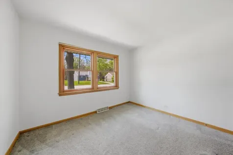 18131 Loomis Avenue Homewood IL 60430