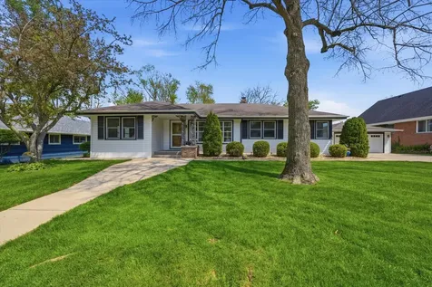 18131 Loomis Avenue Homewood IL 60430