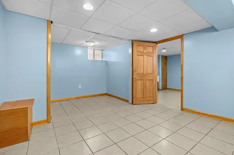3855 West 58th Place Chicago IL 60629