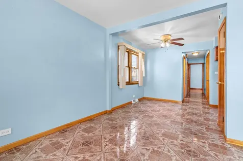 3855 West 58th Place Chicago IL 60629