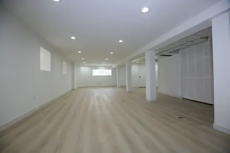 2955 North Lotus Avenue Chicago IL 60641
