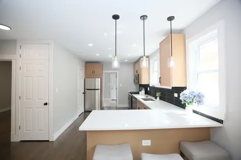 2955 North Lotus Avenue Chicago IL 60641