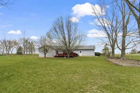 812 W 3rd Street Gilman IL 60938
