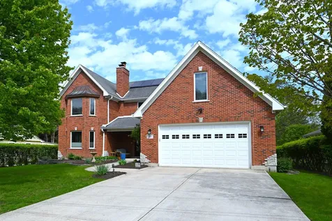 175 Lagoon Drive Northfield IL 60093