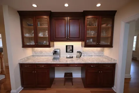 175 Lagoon Drive Northfield IL 60093