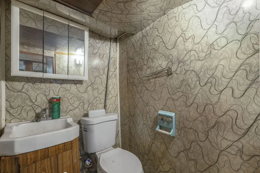 10535 South Peoria Street Chicago IL 60643